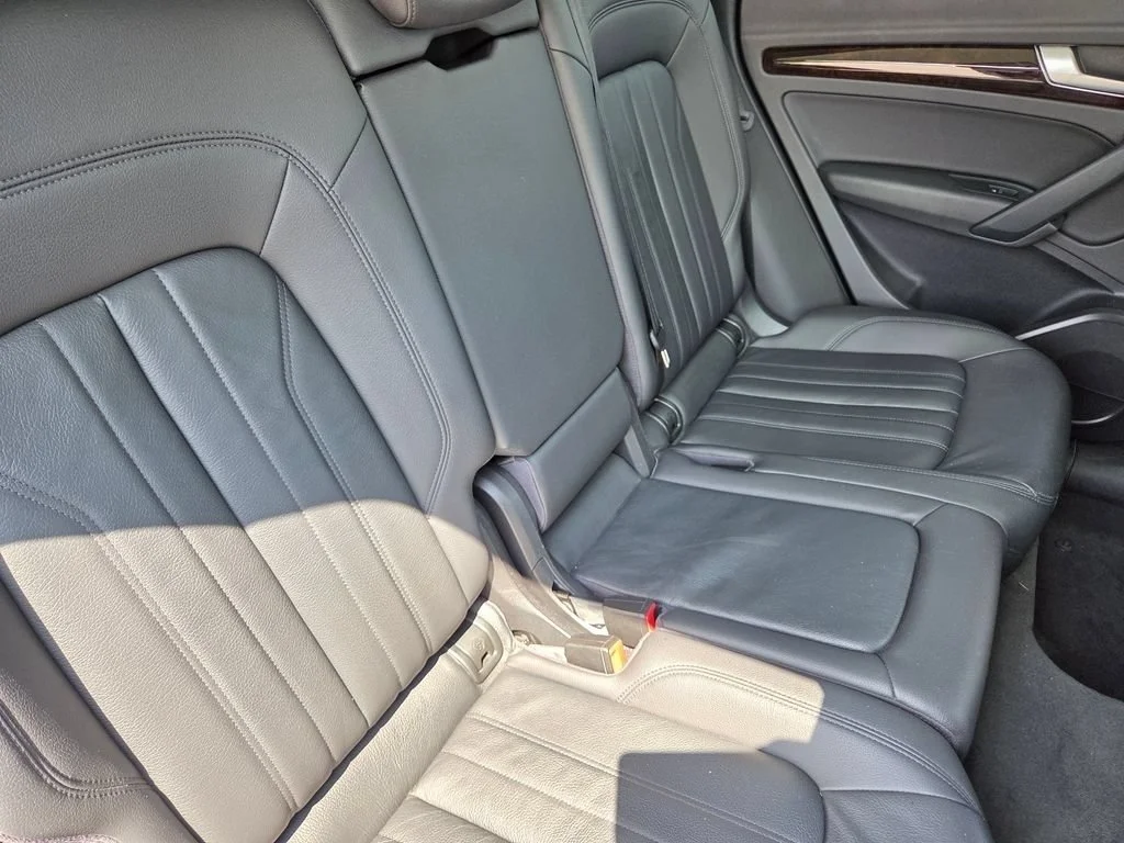 Used 2018  Audi Premium image 5