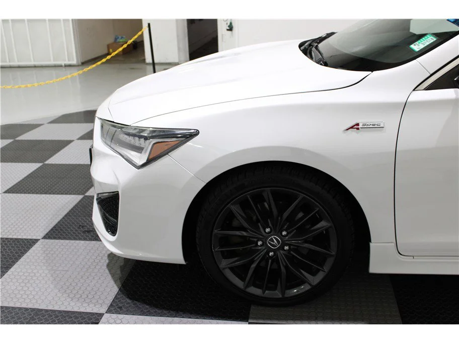 Used 2019 White Acura Premium & A-SPEC Pkgs Sedan 4D image 9