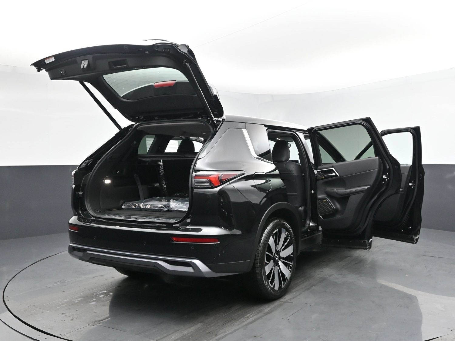 New 2026 Black Diamond Mitsubishi SE 1.5T 2WD image 28