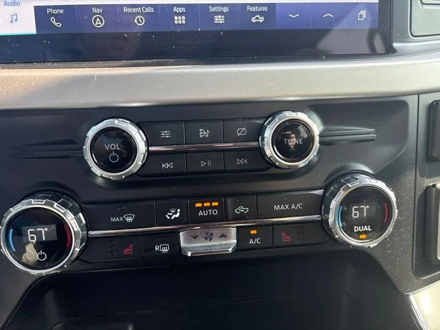Used 2021 Silver Ford XLT image 10