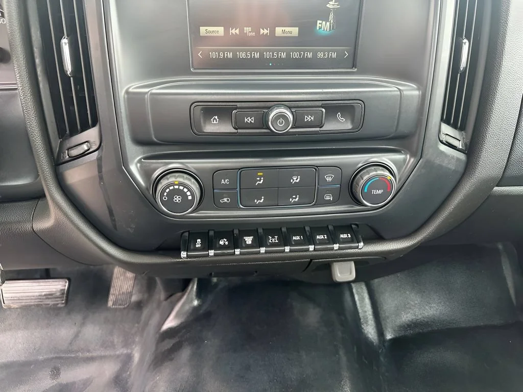 Used 2019 RED HOT Chevrolet Work Truck image 23
