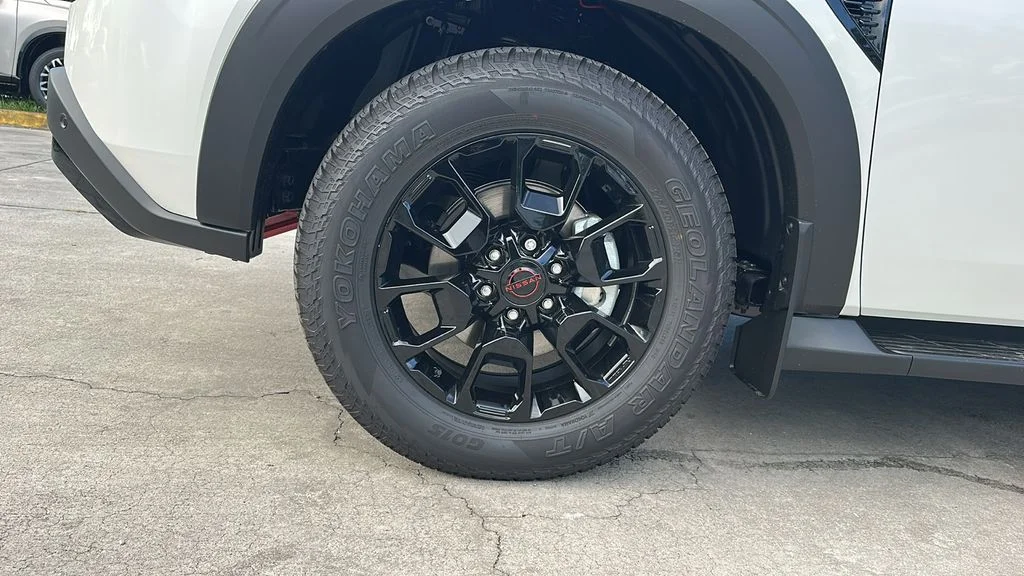 2026 Nissan Armada PRO-4X - Photo 11