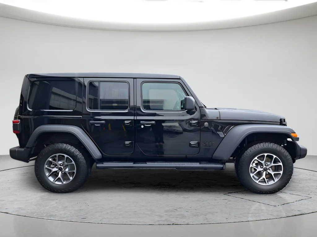 New 2026 Black Clear-Coat Exterior Paint Jeep Sport S image 2
