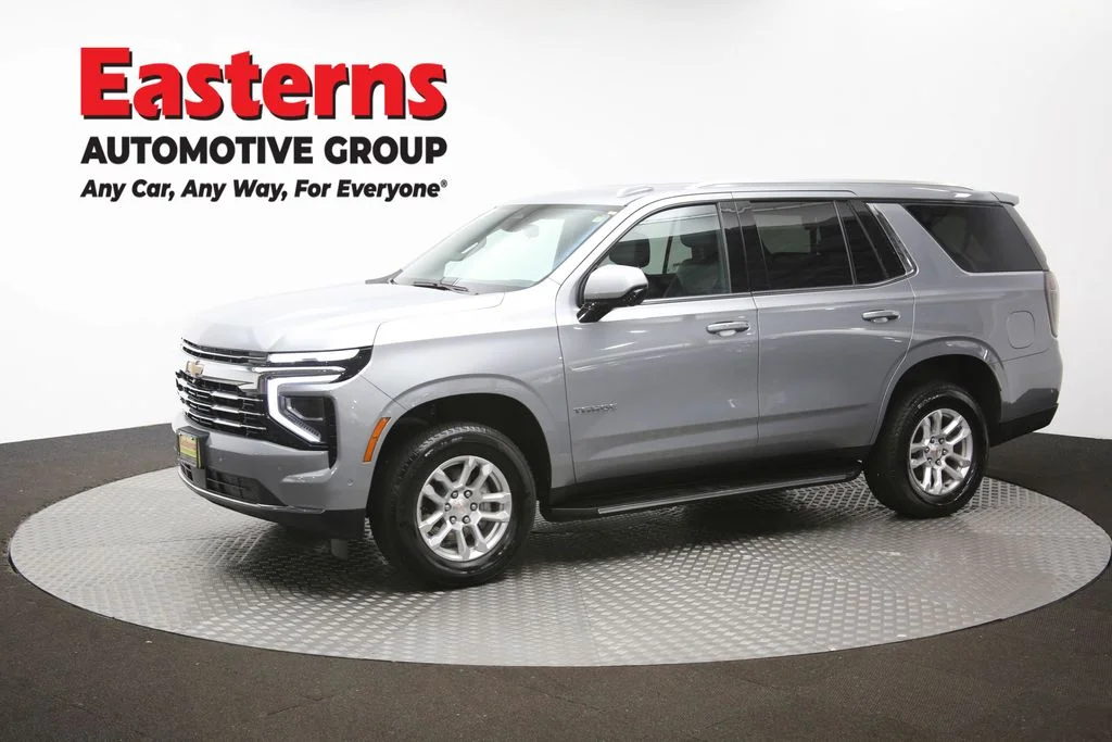 Used 2025 Gray Chevrolet LT image 61