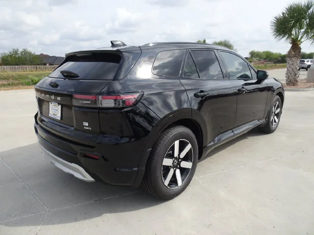 New 2026 Raven Black Honda Touring image 4