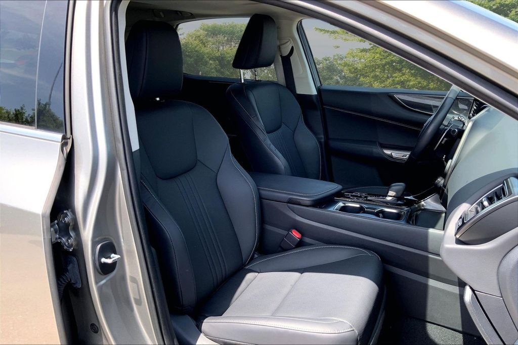 Used 2024 Silver Lexus 350 Base image 28