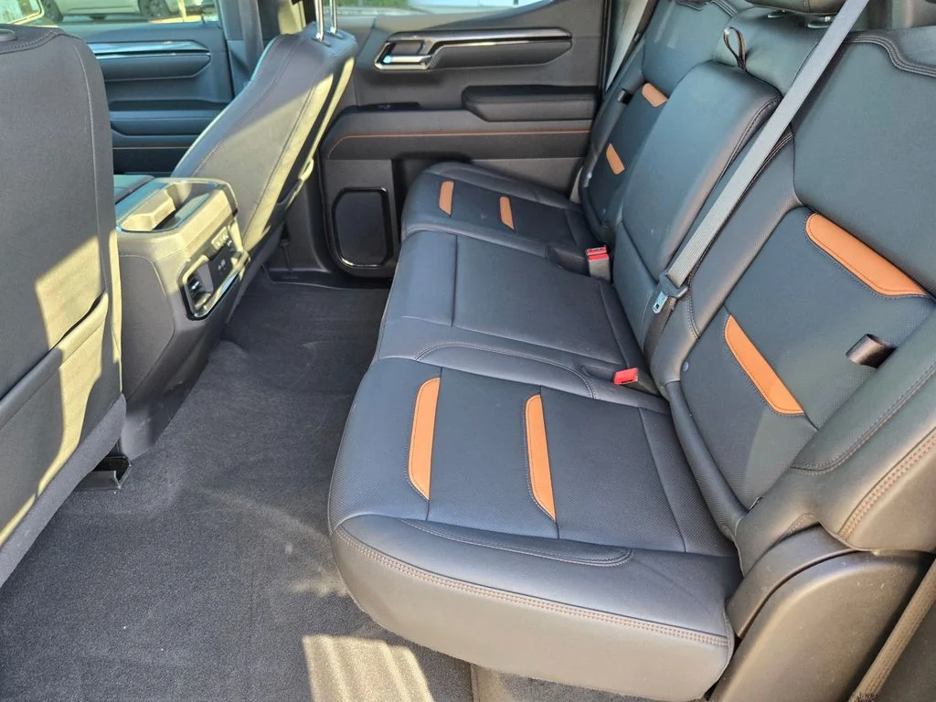 Used 2025 Onyx Black GMC AT4 image 15