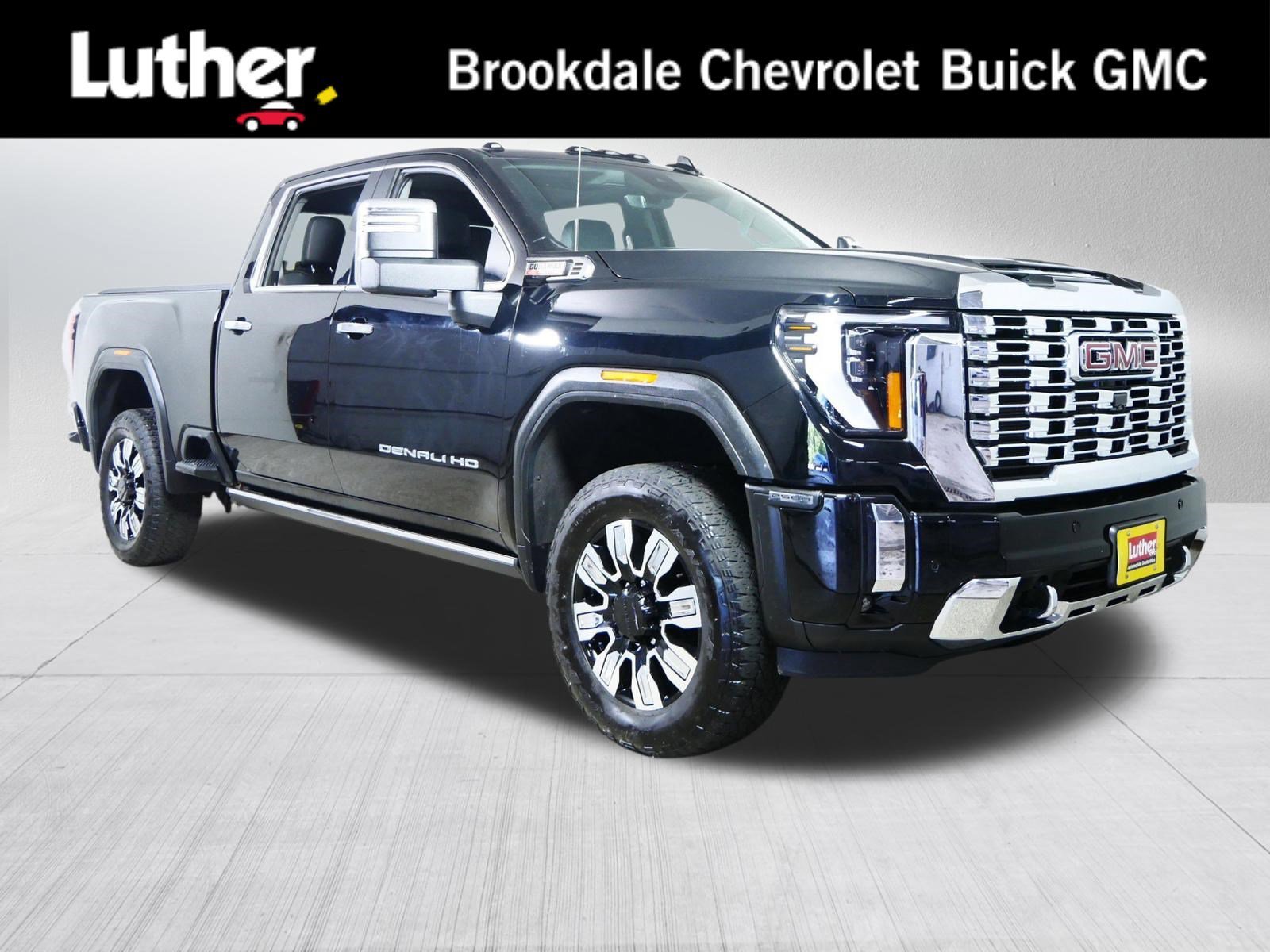 2024 GMC Sierra 4WD Crew Cab Standard Box Denali's photo