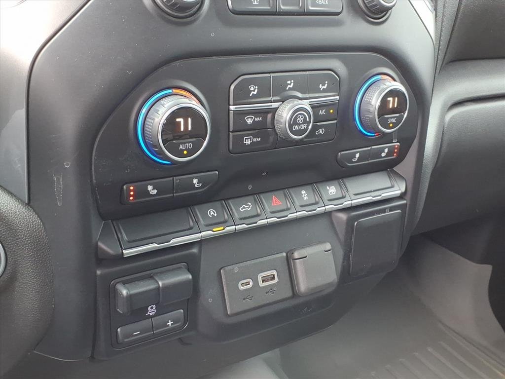 2019 Chevrolet Silverado 1500 LT - Photo 16