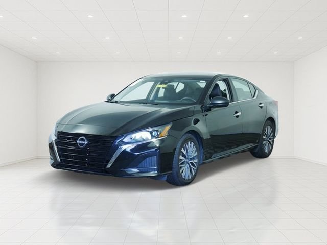 Certified Used 2025 Black Nissan 2.5 SV image 3