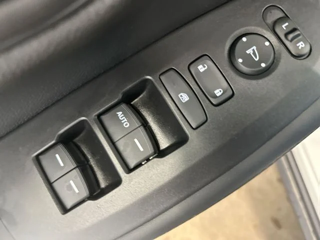 Used 2026  Honda LX image 17