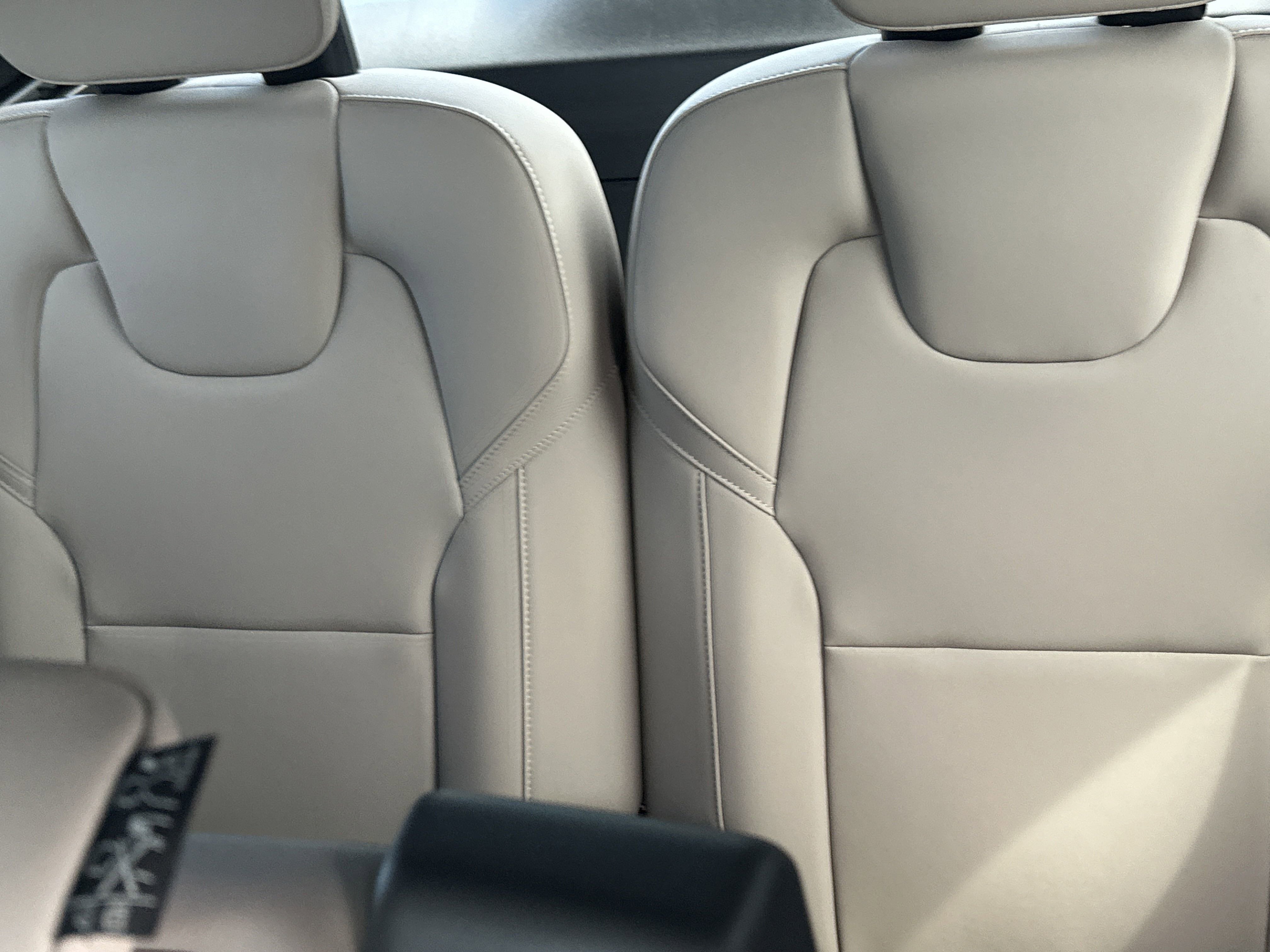 2026 Volvo XC90 Plus - Photo 13