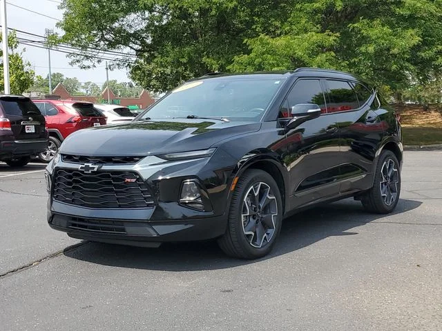 Used 2022 Black Chevrolet RS image 2