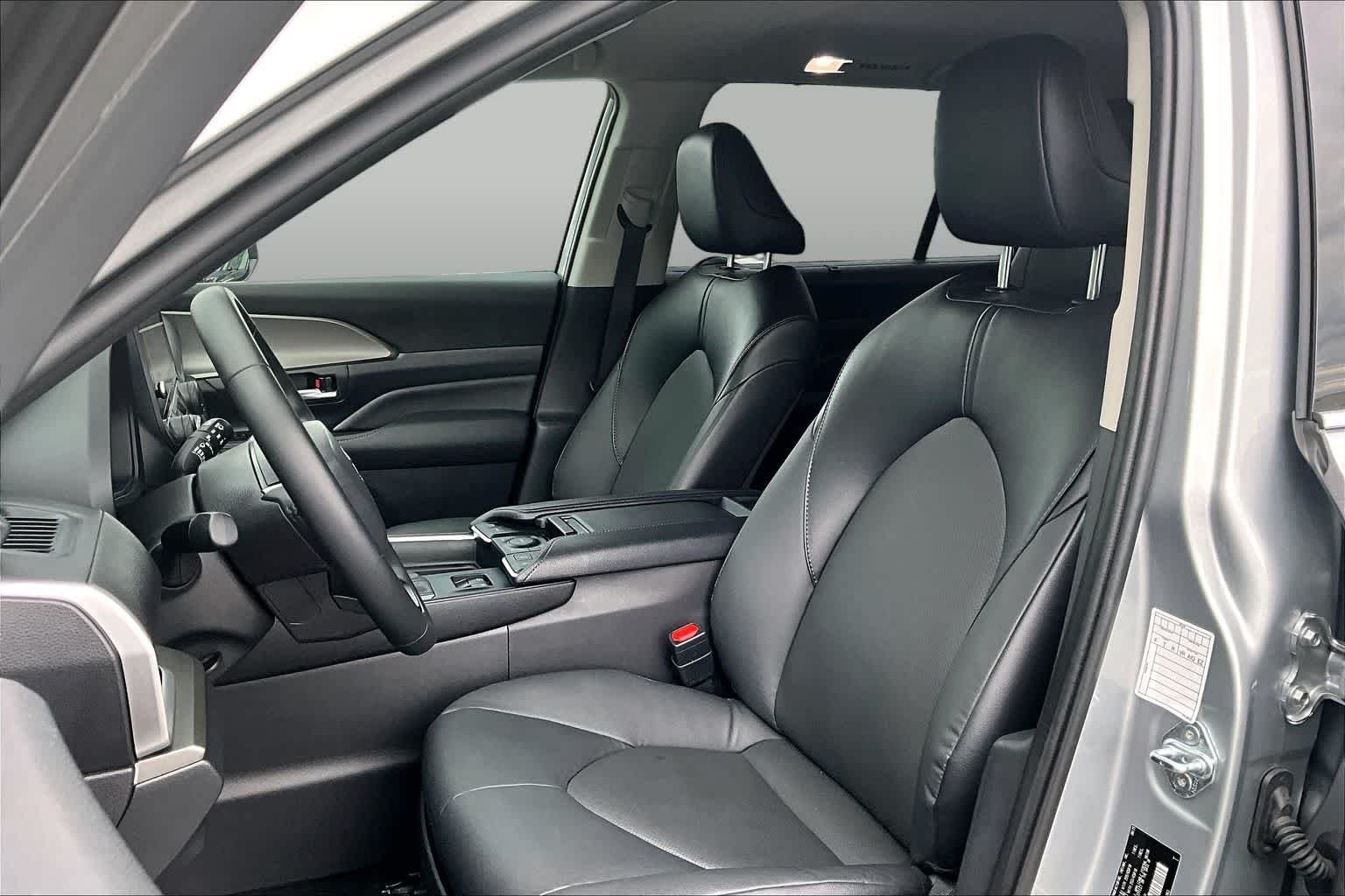 Used 2025 Celestial Silver Metallic Toyota XLE image 8