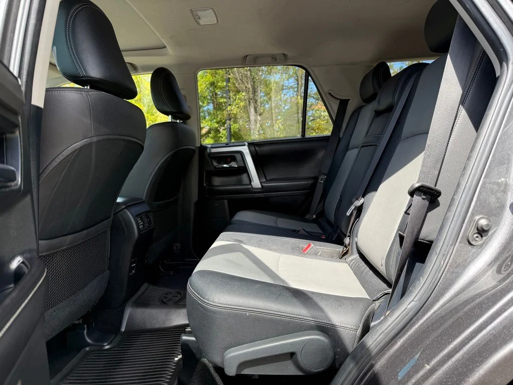 Used 2016 Gray Toyota SR5 Premium image 16