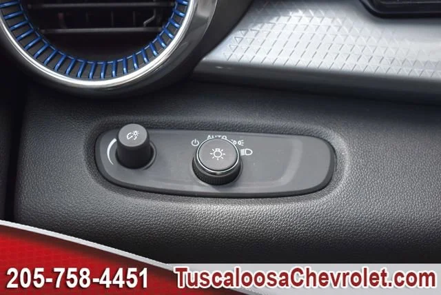 Used 2025 Cypress Gray Chevrolet LT image 35