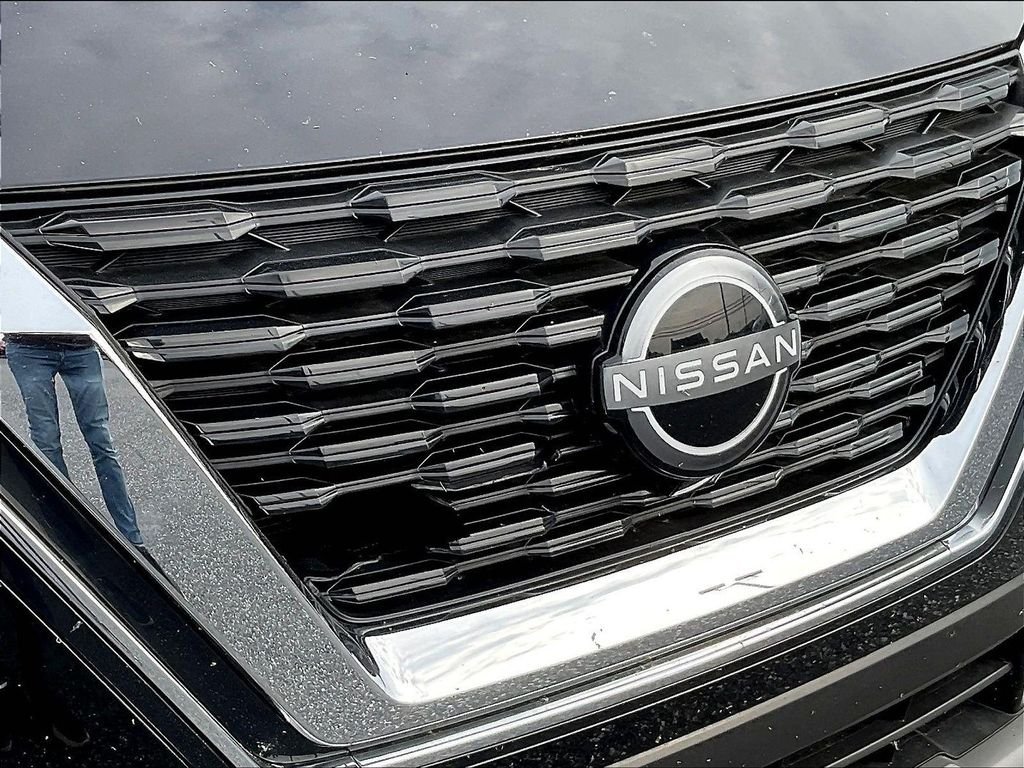 Used 2023 Black Nissan SV image 33