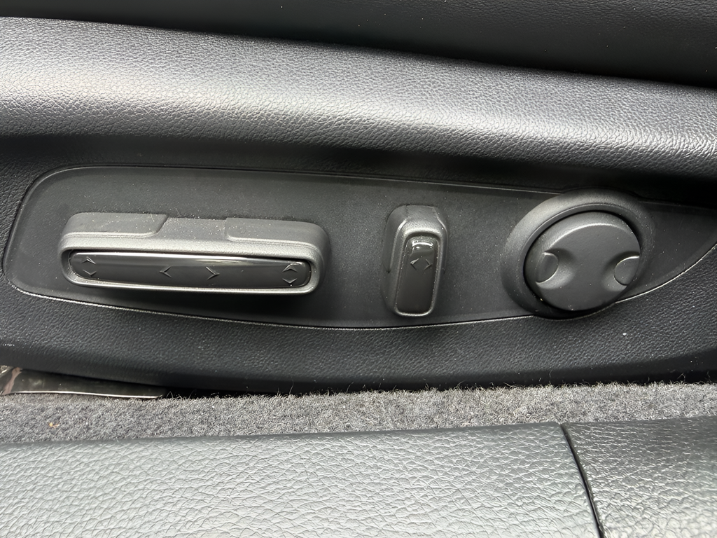 Used 2024 Gray Honda Touring image 10