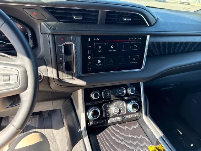Used 2023 STERLING METALLIC GMC Denali image 21