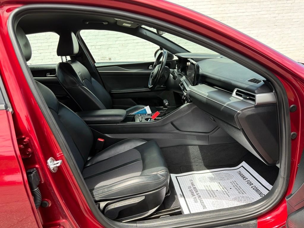 Used 2022 Red Kia GT-Line image 9