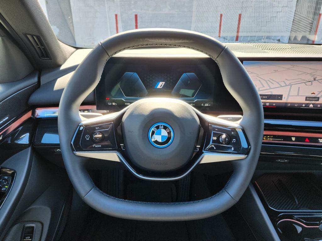2026 BMW i5 40 - Photo 13