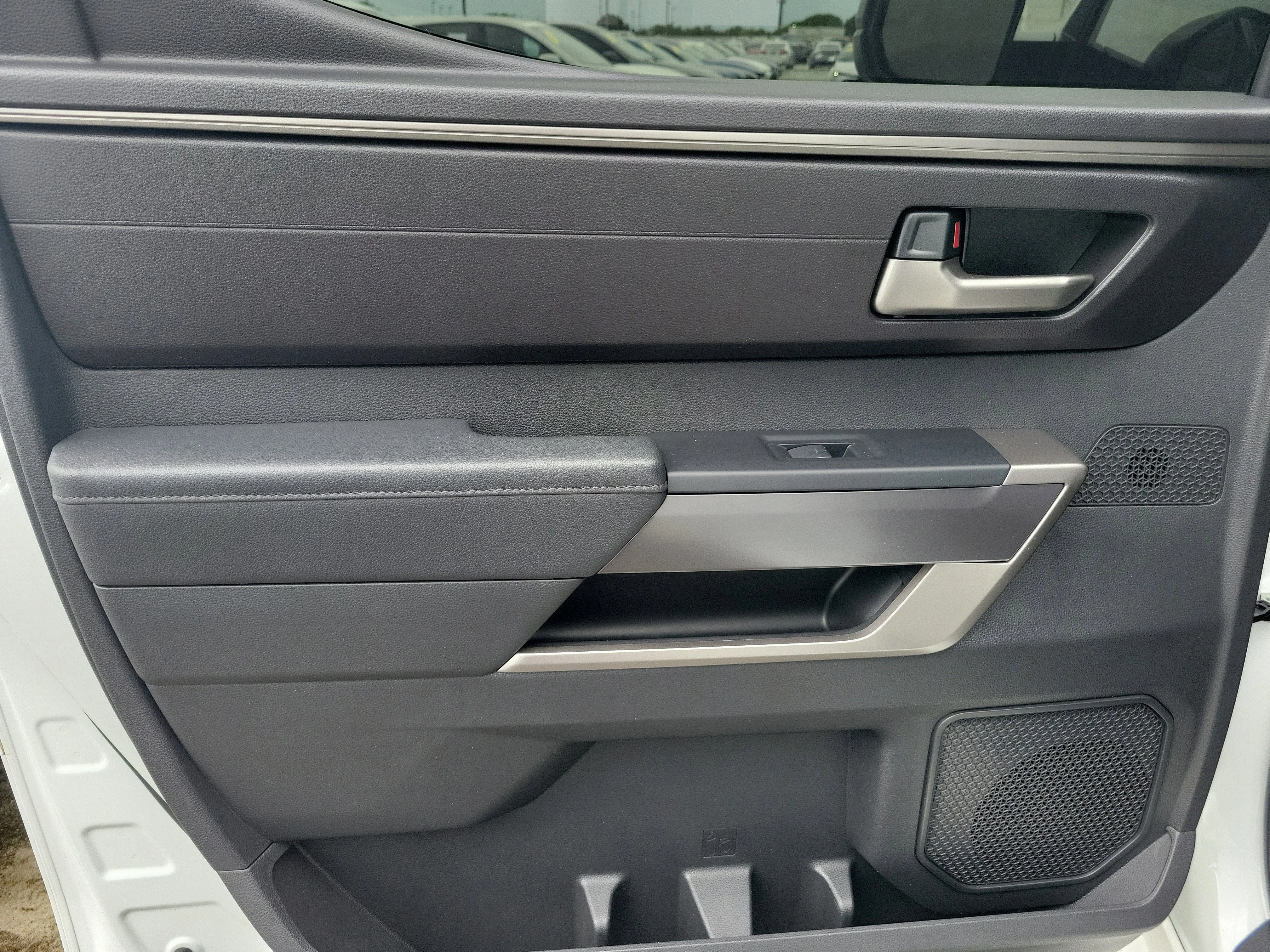 Used 2025 Ice Toyota SR5 image 8