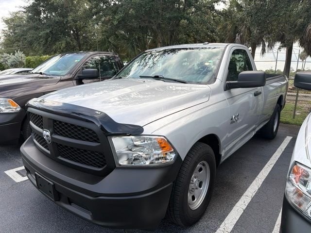 Used 2017 Silver Ram Tradesman image 4