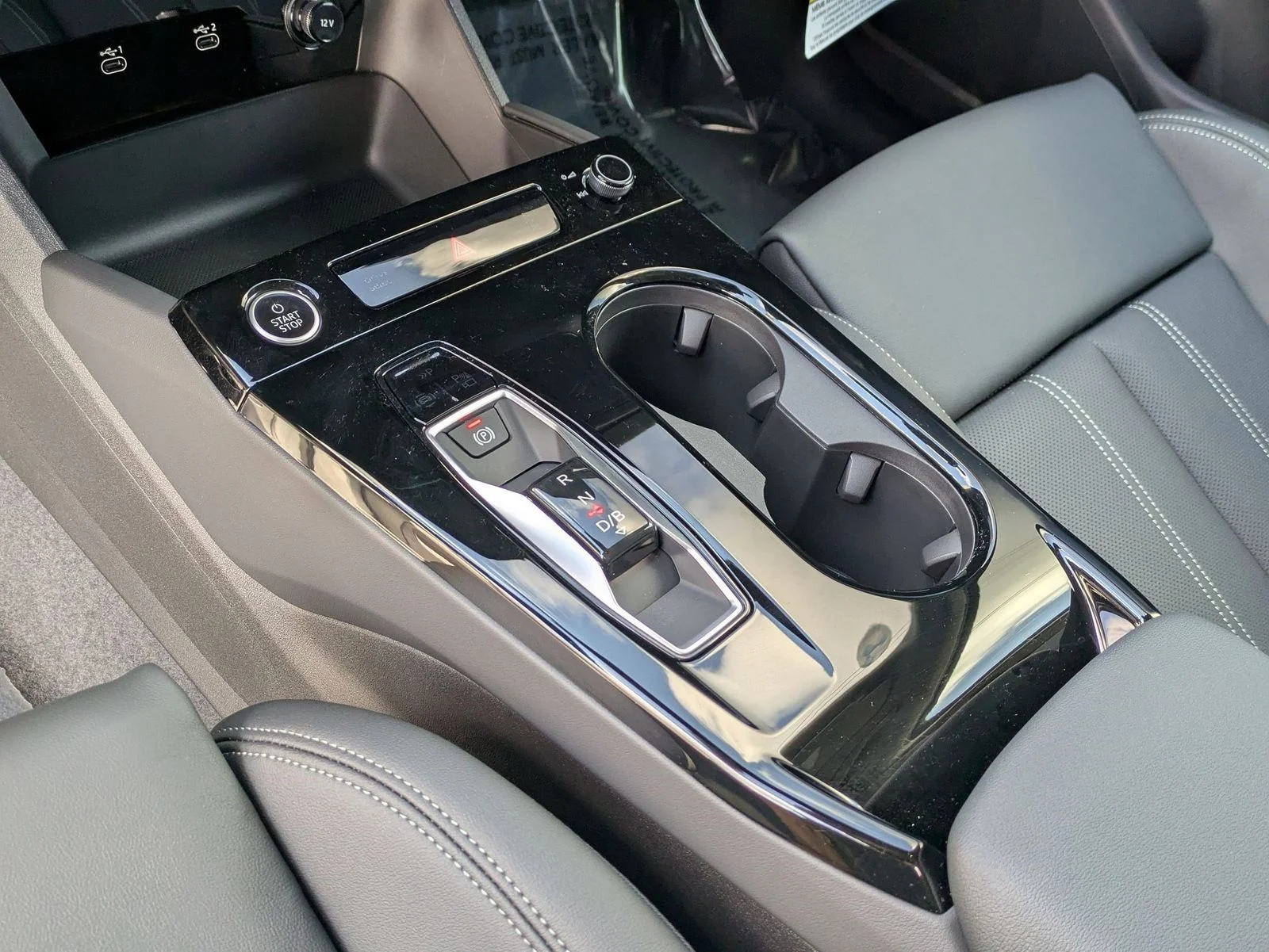 New 2025 White Audi Premium Plus image 7