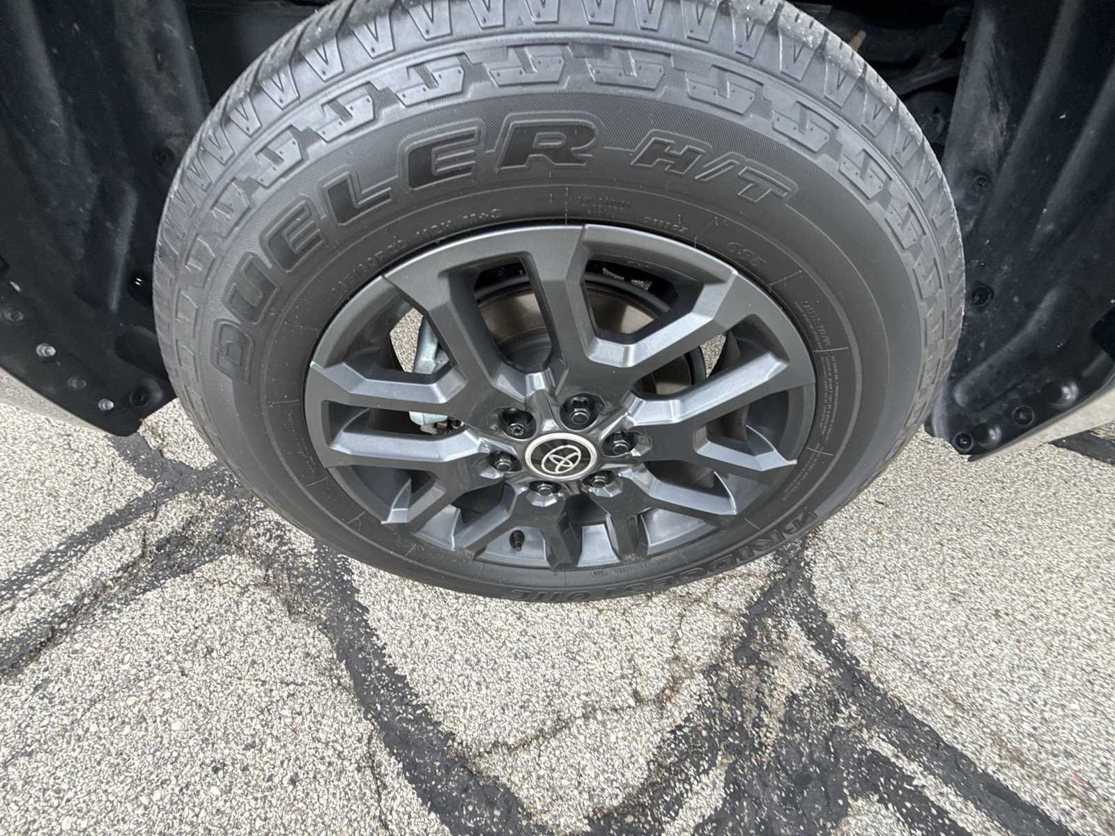 2024 Toyota Tundra Platinum - Photo 31