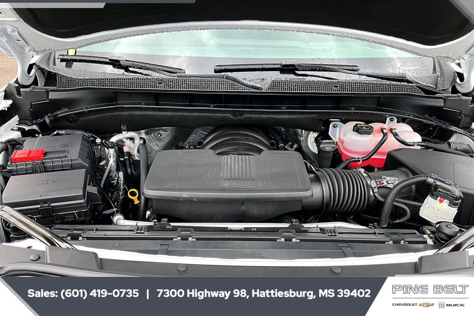 New 2026 Summit White Chevrolet RST image 8