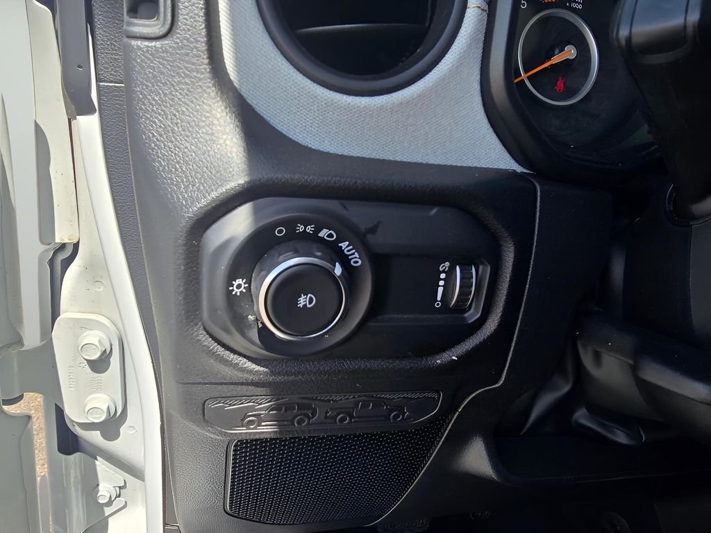 Used 2025 Bright White Clearcoat Jeep Sport S image 24
