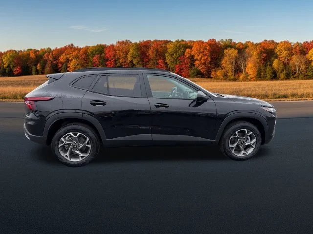 New 2026 Mosaic Black Metallic Chevrolet LT image 6