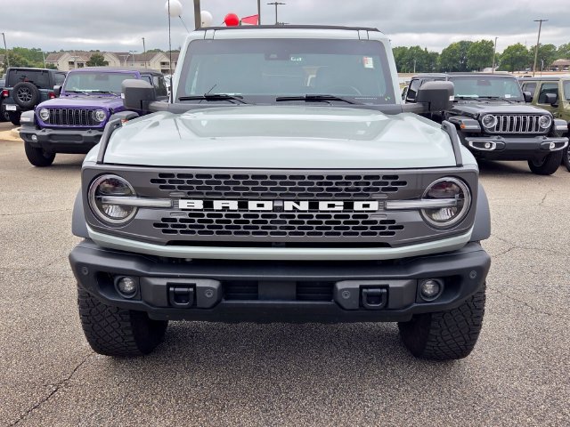 Used 2023 Gray Ford Badlands image 2