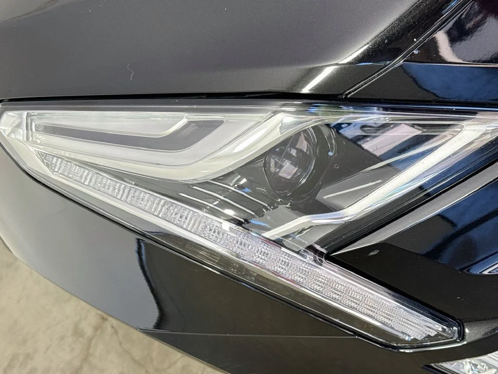 Used 2019 Black Cadillac Premium Luxury image 39
