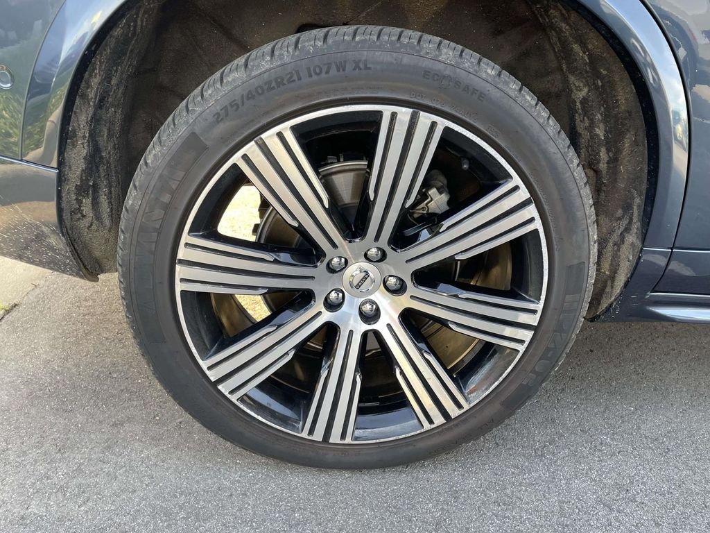 Used 2023 Denim Blue Metallic Volvo Plus Bright Theme image 5