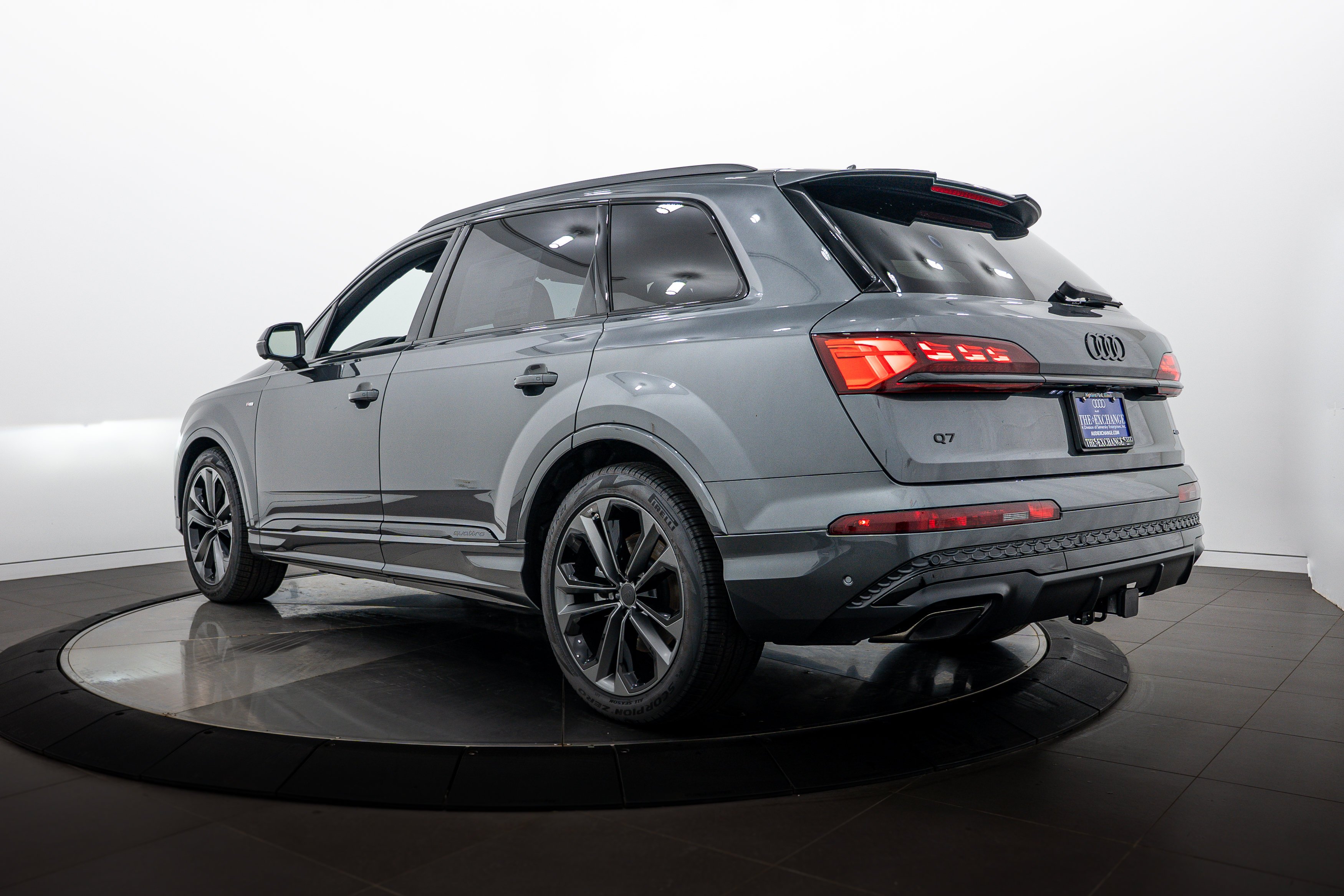 New 2026 Daytona Gray Audi S line Prestige image 5