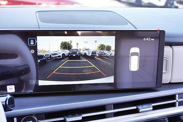 New 2026 Silver Hyundai SEL image 31