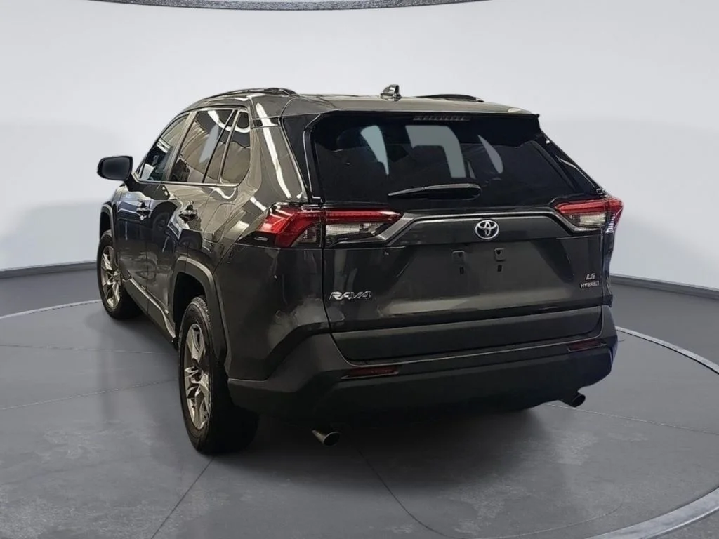 Used 2024 Gray Toyota LE image 5