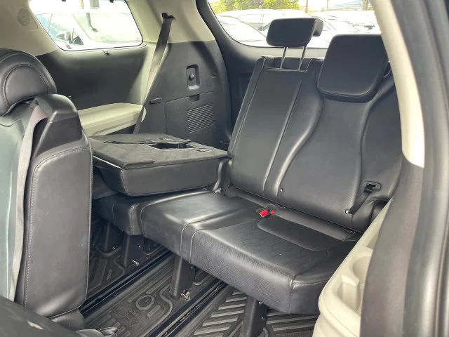 Used 2022 Black Kia EX image 13