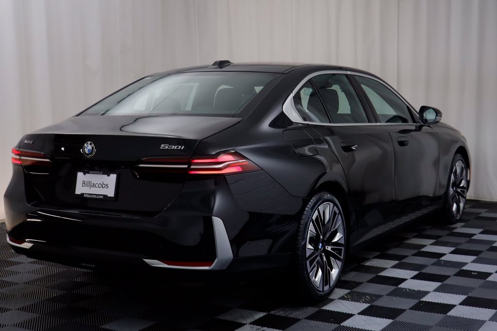 New 2026 Black Sapphire Metallic BMW 530i xDrive image 16