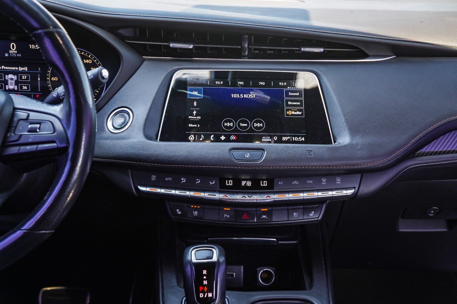 Used 2019 Radiant Silver Metallic Cadillac FWD Sport image 13