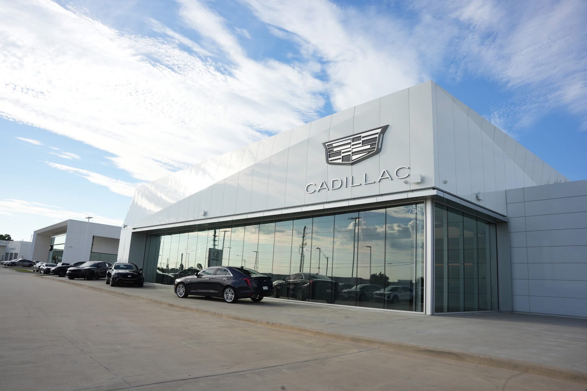 Used 2023 Radiant Red Tintcoat Chevrolet Custom image 16