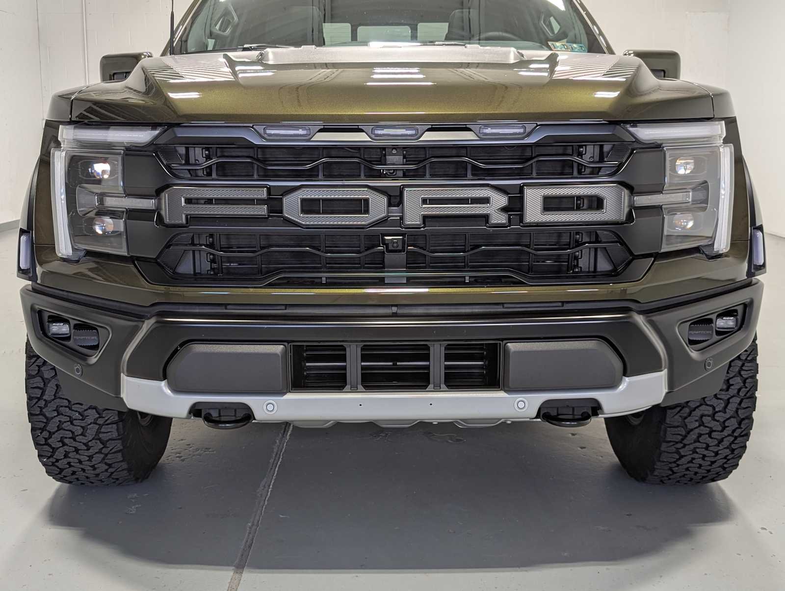 Used 2026 Shelter Green Ford Raptor image 2