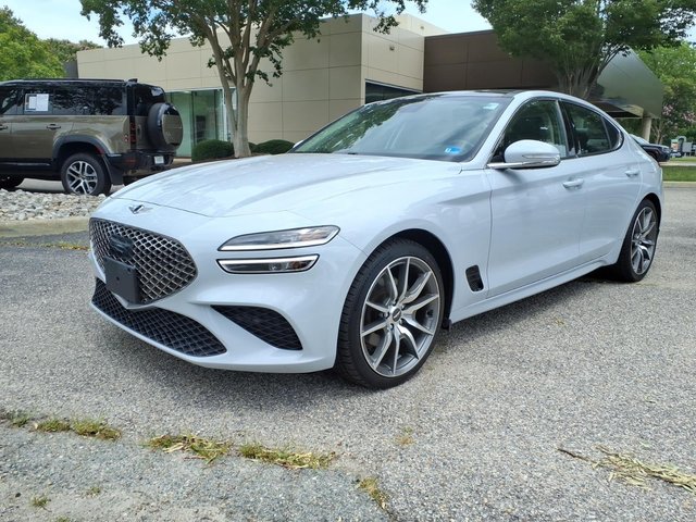 2022 Genesis G70 2.0T