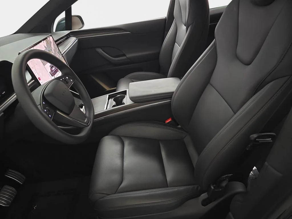 Used 2025 Stealth Gray Tesla Base image 18