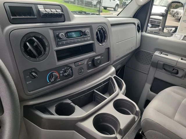 New 2027 Oxford White Ford Base image 18