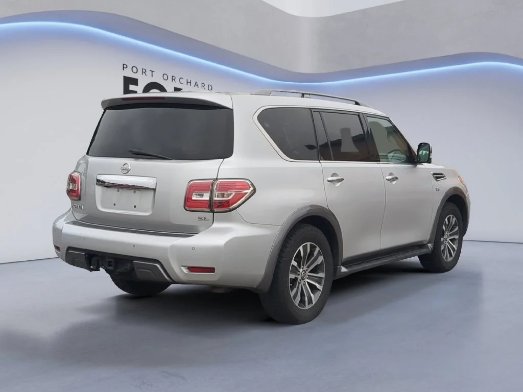 Used 2019 Silver Nissan SL image 7