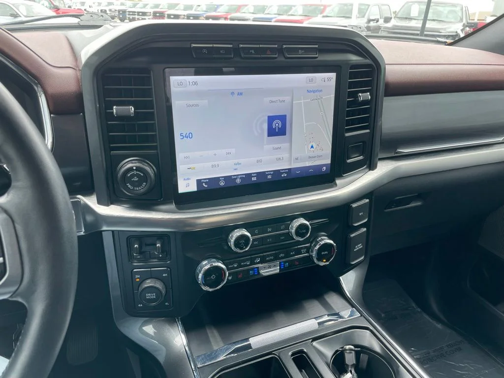 Used 2023 Black Ford Lariat image 10