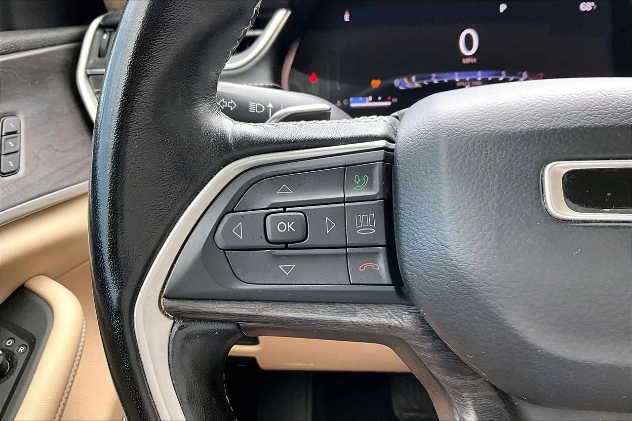 Used 2021 White Jeep Limited image 29