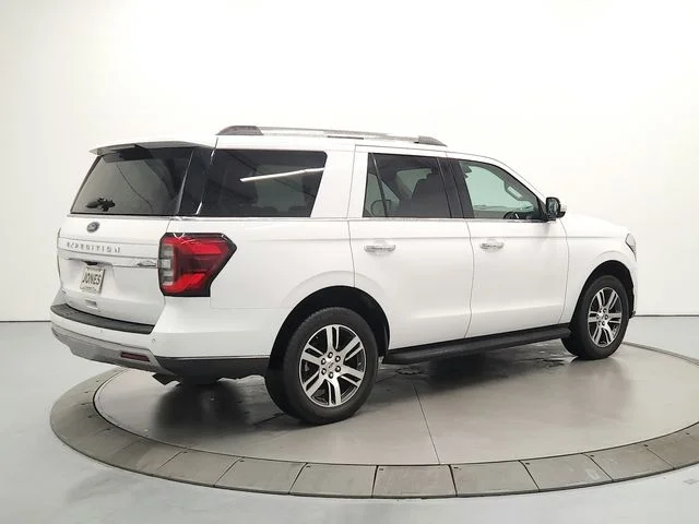 Used 2024 White Ford Limited image 7